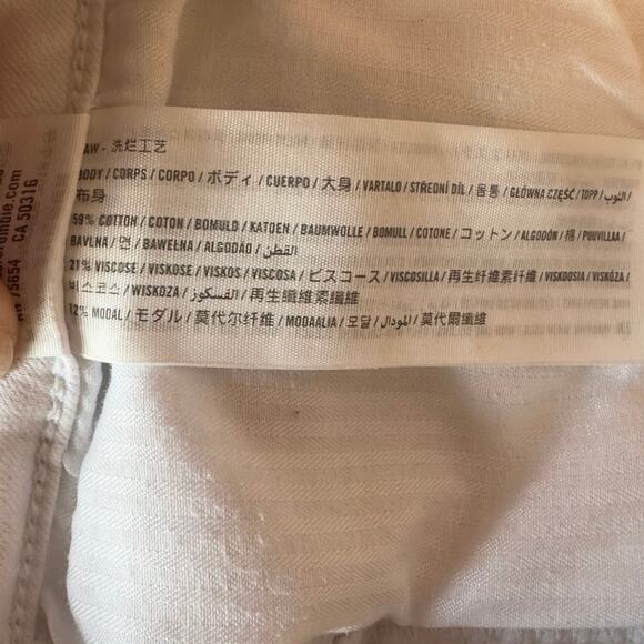 Hollister Curvy High Rise Short Cuffed Size 35 (21) White Summer Preppy Logo - Picture 6 of 7